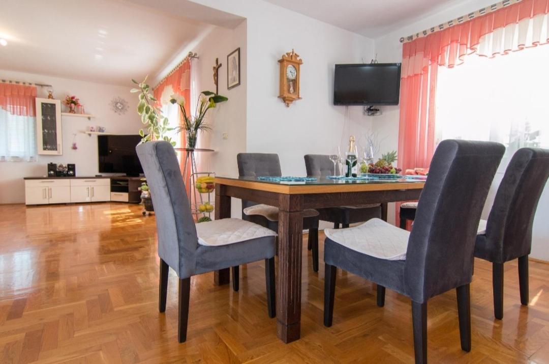 Apartment Antonella Fasana Fažana エクステリア 写真